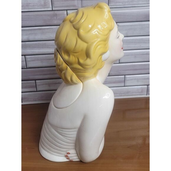 Vintage 1996 Marilyn Monroe Bust Ceramic Cookie Jar Clay Art - Picture 4 of 9